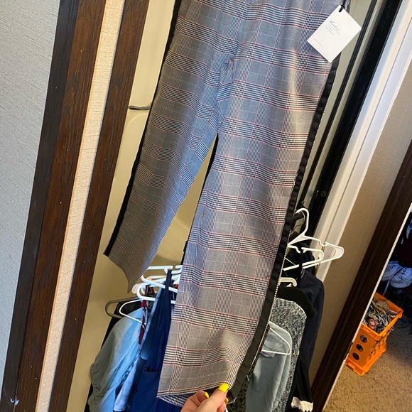 Pants - Picture 4 of 4